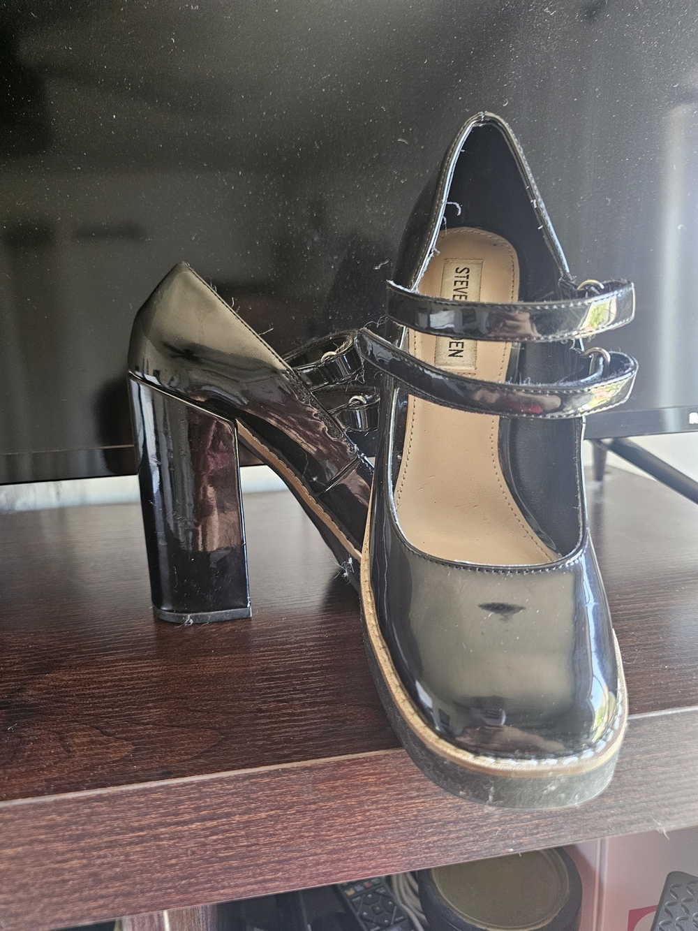 Steve Madden Black Patent Mary Jane Block Heel Pumps